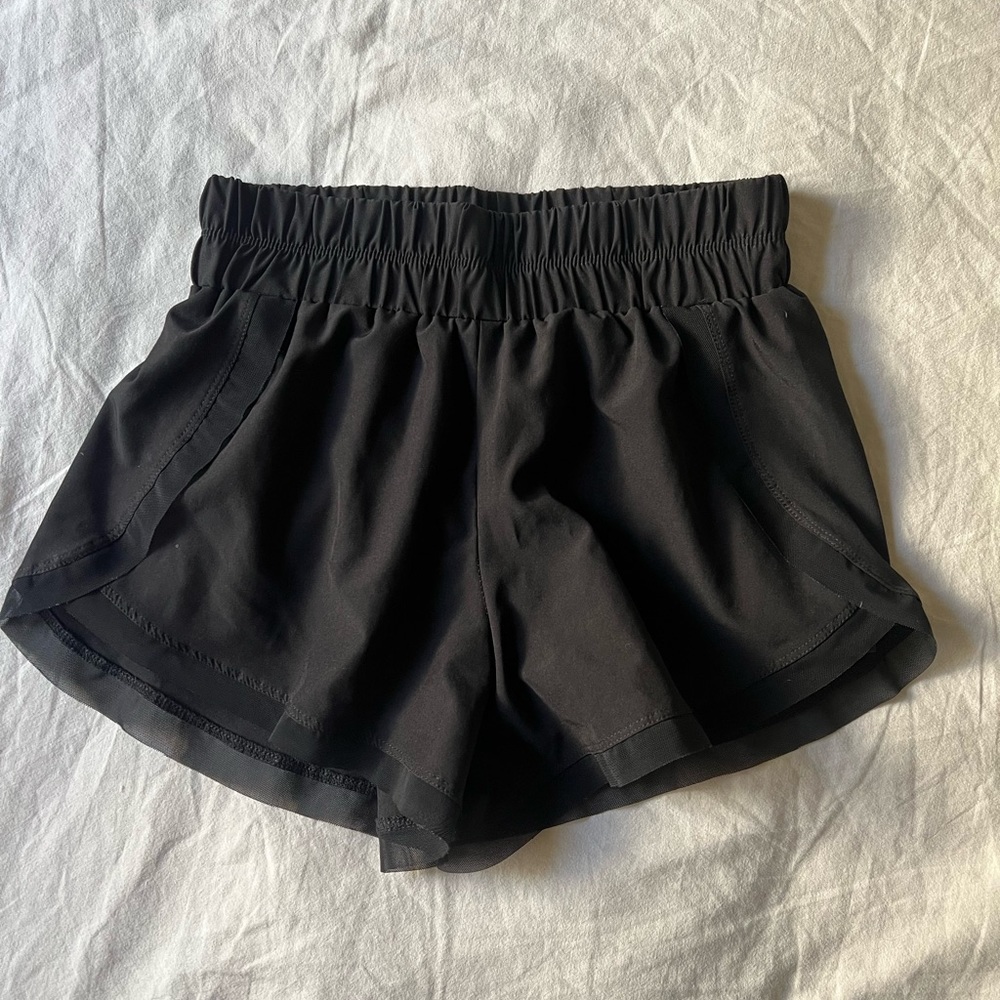 LULULEMON SHORTS XS